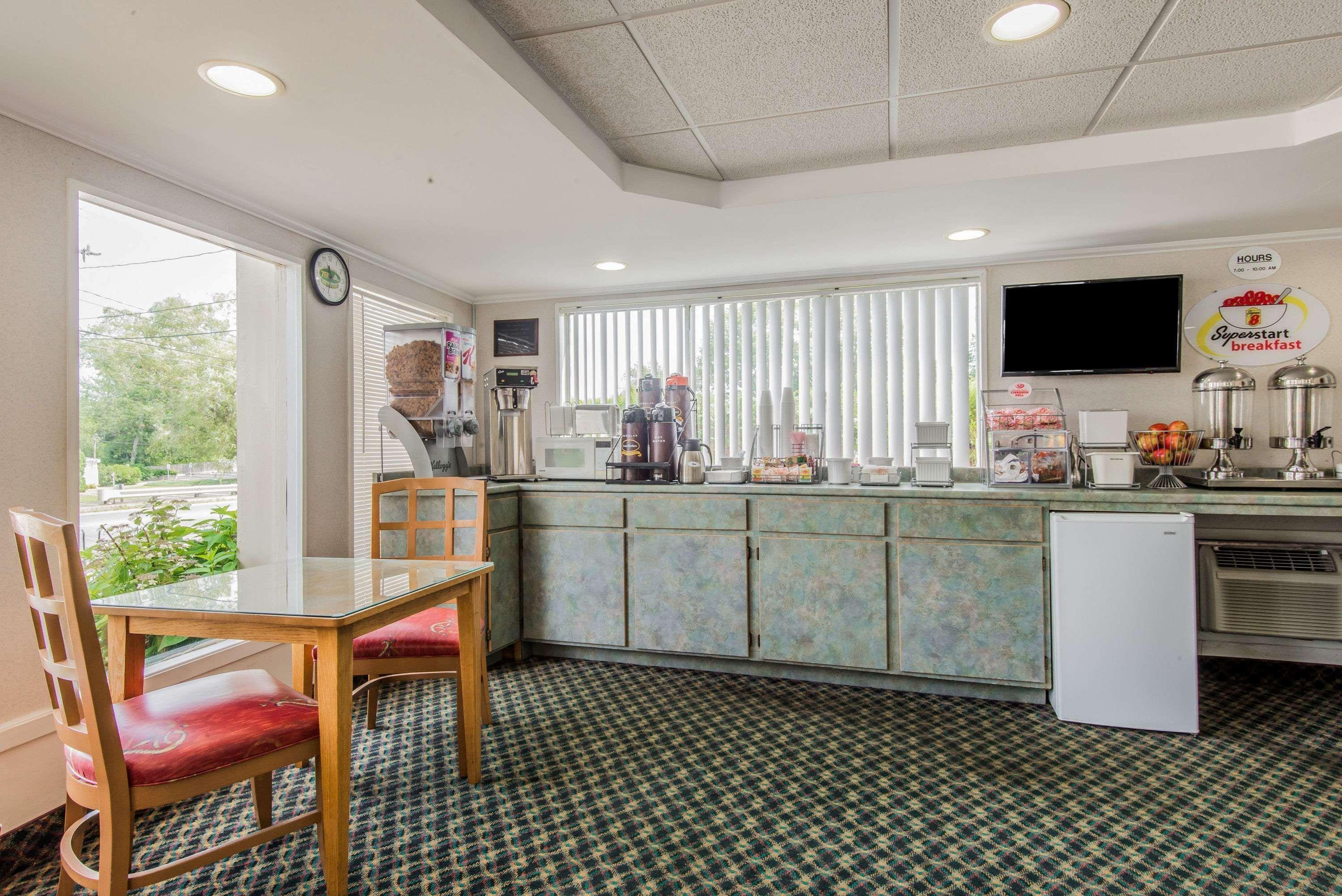 Relax Inn Cape Cod West Yarmouth Hyannis Exterior photo